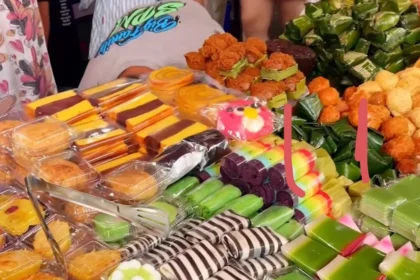 Berbagai hidangan berbuka puasa