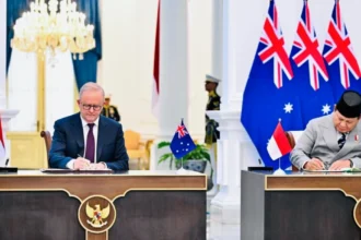 Presiden RI Prabowo Subianto bersama Perdana Menteri Australia Anthony Albanese