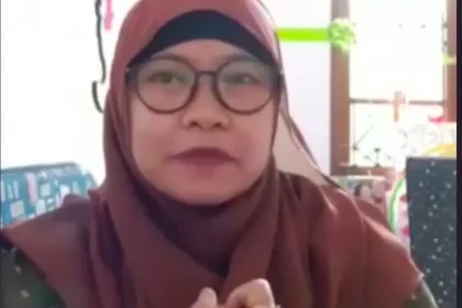 Psikolog Klinis Meity Arianty