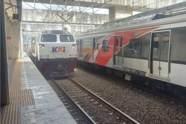 Ilustrasi Kereta Api