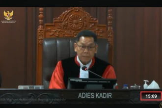 Hakim MK, Adie Kadir ikut tangani permohonan uji materil Roy Suryo Cs.