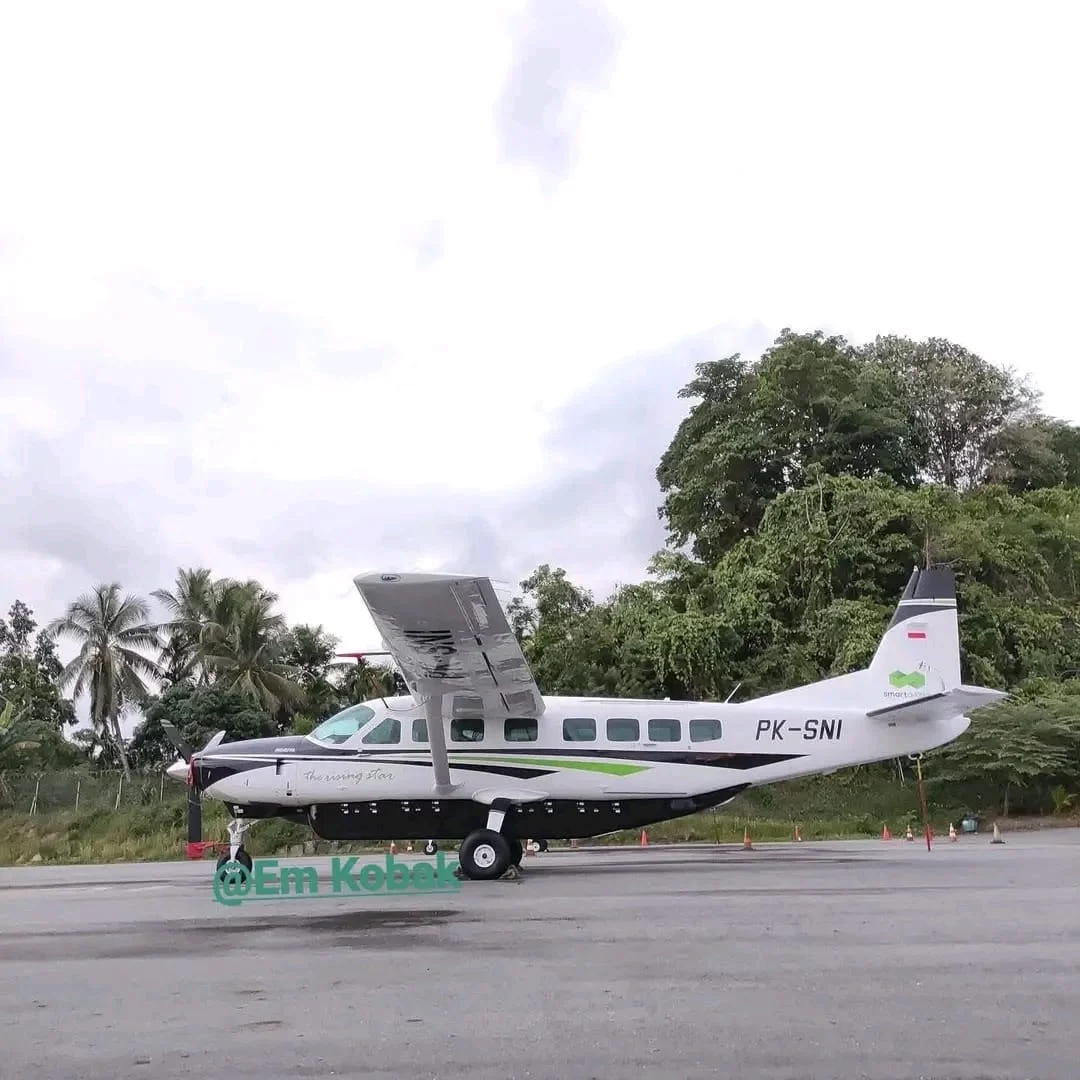 Pesawat milik maskapai Smart Air