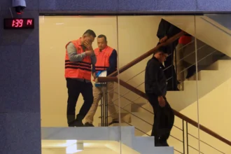 Tersangka kasus dugaan tindak pidana korupsi perkara suap importasi di Direktorat Jenderal Bea dan Cukai (DJBC). (Sumber: Antara Foto/Muhammad Iqbal/wpa)