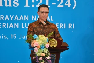 Menteri Luar Negeri Sugiono