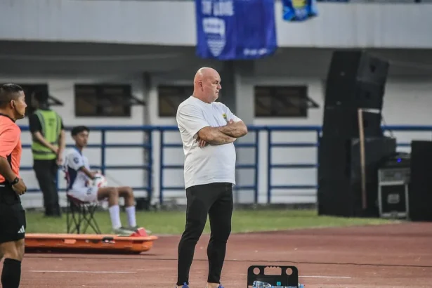 Pelatih Persib Bandung, Bojan Hodak