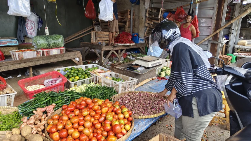 Pedagang di Pasar Tradisional