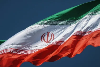 Bendera Iran. (Sumber: Unsplash/ sina drakhshani )