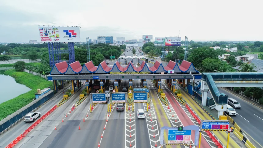Kondisi ruas Gerbang Tol Cileunyi jelang Lebaran 2026