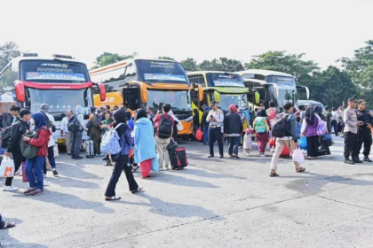 Moda transportasi darat angkutan lebaran