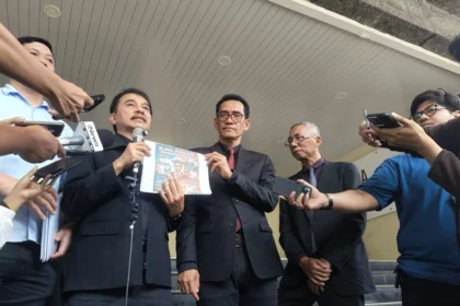 Roy Suryo buka suara setelah Rismon ajukan RJ ke Polda Metro Jaya.