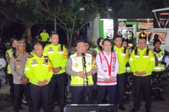 Kakorlantas Polri melakukan peninjauan di KM57.