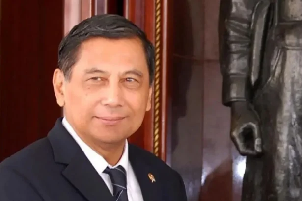 Menteri Pertahanan RI, Juwono Sudarsono periode 1999-2000 dan 2004-2009