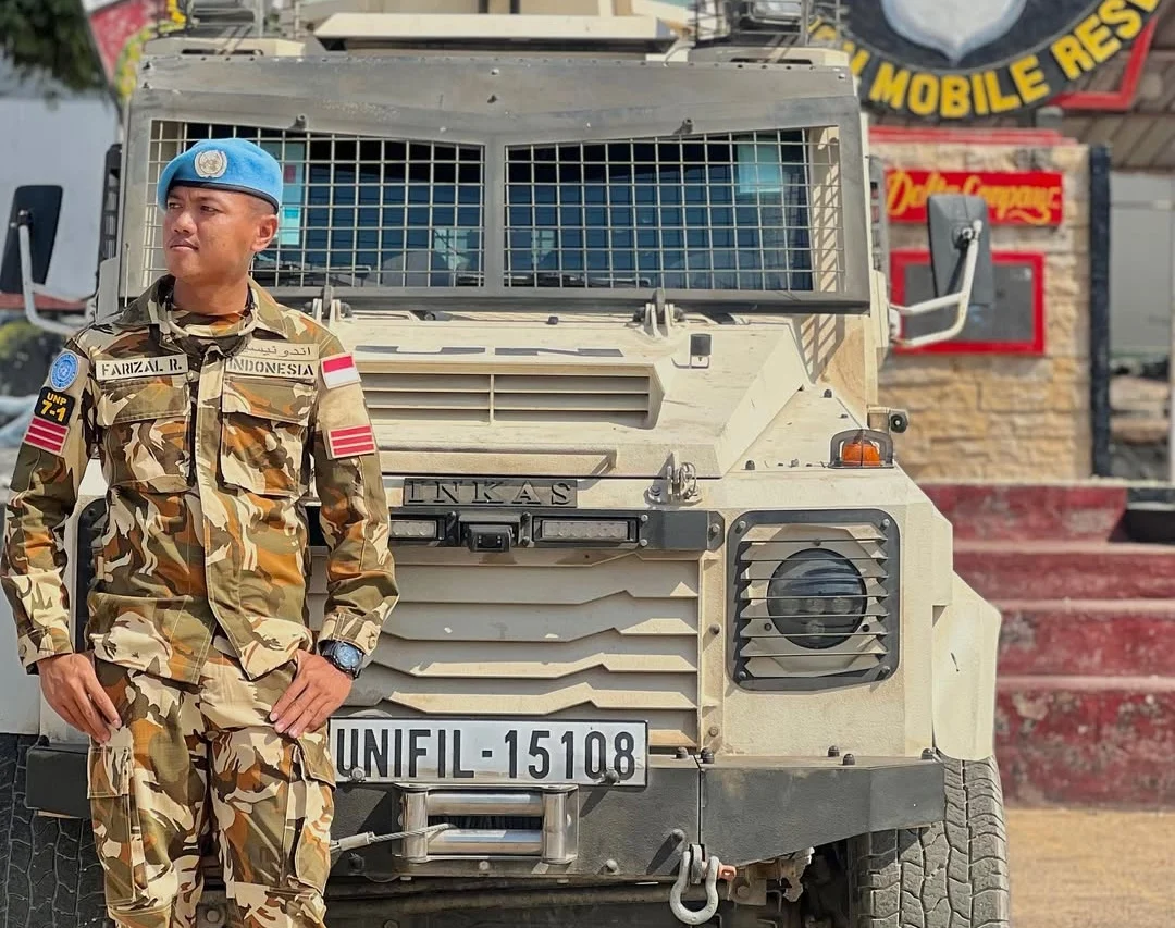 Praka Farizal Rhomadhon anggota TNI penjaga perdamaian Indonesia yang bertugas di bawah United Nations Interim Force in Lebanon (UNIFIL)