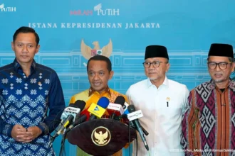 Sejumlah Ketum Parpol kumpul di Istana Negara (sumber: Youtube/Sekretariat Presiden)