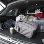 Barang di Bagasi Mobil