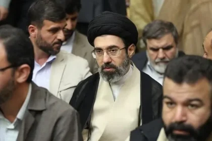 Mojtaba Hosseini Khamenei resmi terpilih jadi pemimpin tertinggi Iran mengganti peran sang ayah Ayatollah Ali Khamenei. (Sumber: Iran International)