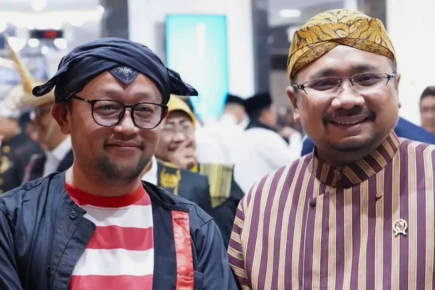 Ishfah Abidal Aziz alias Gus Alex (kiri), Staf Khusus mantan Menteri Agama Yaqut Cholil Qoumas (kanan). -Instagram @azis_alex