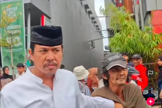 Viral, Polisi Nyamar Jadi Ustad (Foto: TikTok @david_wewe2000.)