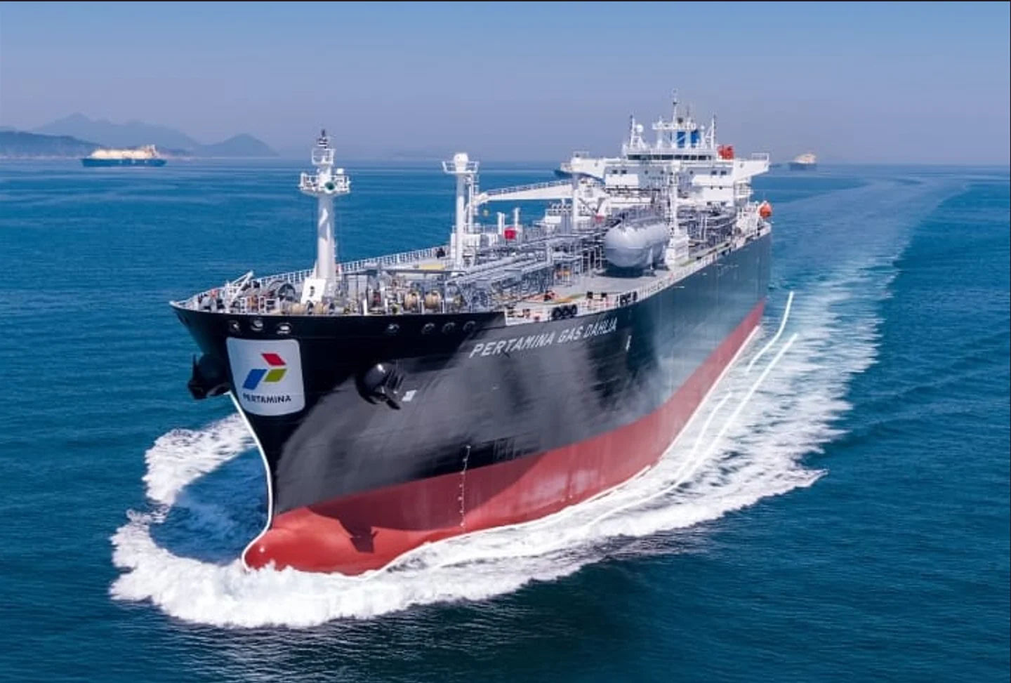 ilustrasi kapal Pertamina