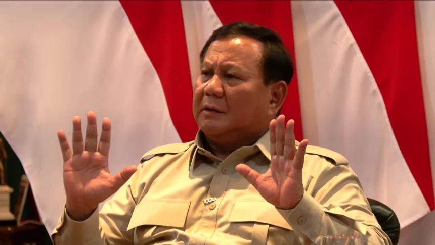 Presiden Prabowo mengadakan pertemuan dengan beberapa pimpinan media massa dan pakar bidang di Hambalang