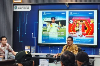 Rektor Agus Setyo Budi saat memaparkan program beasiswa atlet