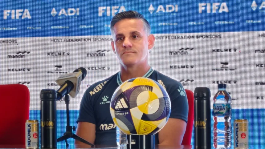 Pelatih John Herdman