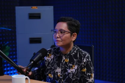 Perwakilan Aliansi Ibu Indonesia, Annette Mau