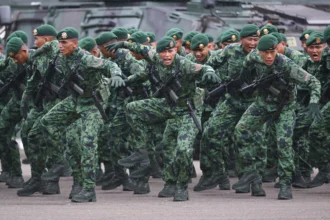 Sejumlah prajurit Komando Cadangan Strategis Angkatan Darat (Kostrad) TNI AD