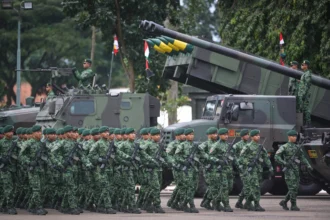 Ilustrasi Sejumlah prajurit Komando Cadangan Strategis Angkatan Darat (Kostrad) TNI AD berbaris dalam upacara HUT ke-65 Kostrad di Markas Divisi Infanteri (Madivif) 1 Kostrad, Cilodong, Kota Depok