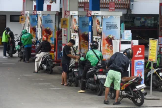 Ilustrasi Distribusi BBM dan Kepercayaan Publik