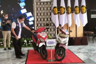 Parade Konversi Motor Listrik. (Sumber: KemenESDM)