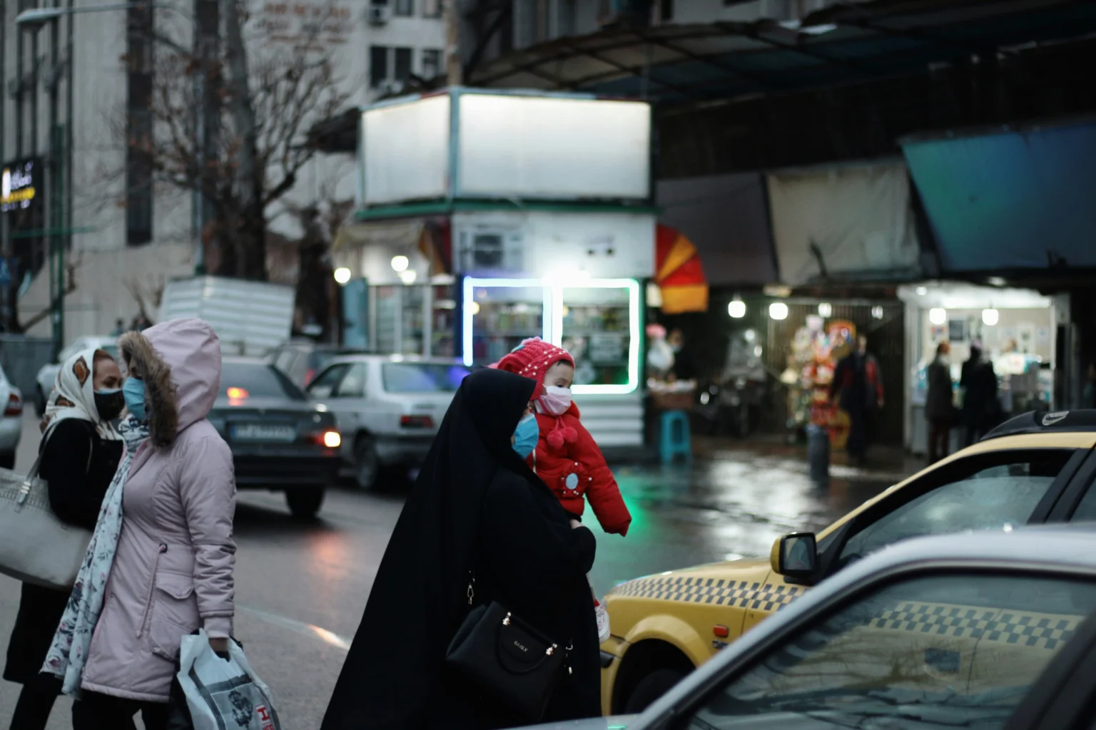 Situasi Kota Teheran Iran. (Sumber: Unsplash/Avin Ezzati)