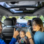 Ilustrasi membawa anak perjalanan panjag