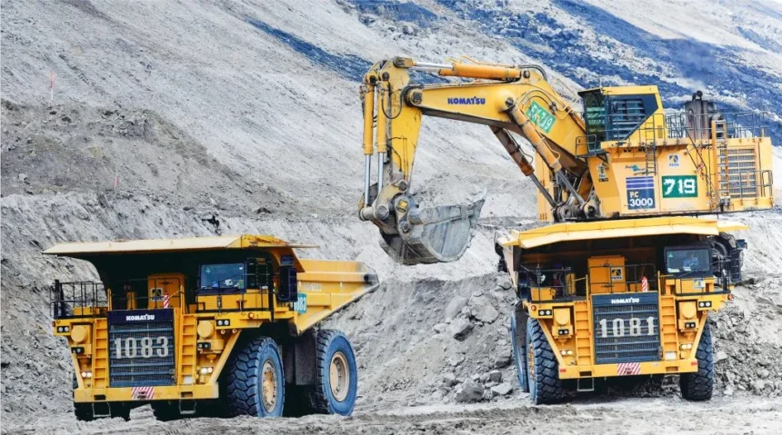 United Tractors menjalankan usaha Kontraktor Penambangan. (Sumber: Dok. UNTR)