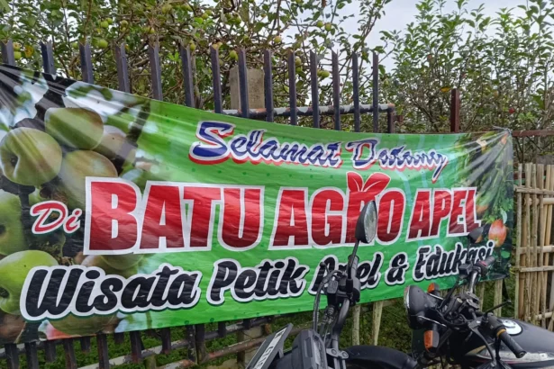 Wisata Batu Agro Apel