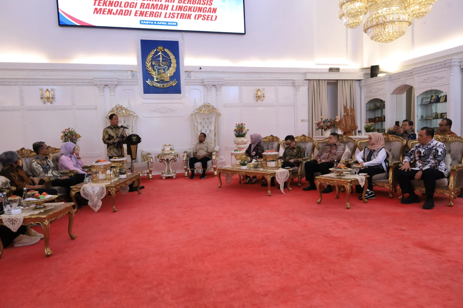 Penandatanganan kerja sama pemerintah pusat dan daerah di Makassar Raya, perihal pembangunan fasilitas Pengolahan Sampah menjadi Energi Listrik