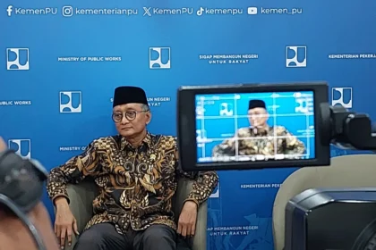 Menteri Pekerjaan Umum Dody Hanggodo di Kantor Kementerian PU.