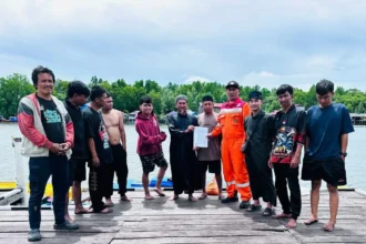 PT Pertamina Hulu Mahakam Selamatkan Tujuh Nelayan yang Terombang-ambing Selama Dua Hari di Selat Makassar