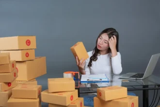 Ilustrasi box paket