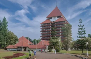 Gambar salah satu gedung kampus UI