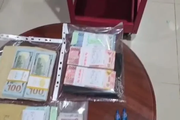 Uang sitaan penyidik KPK dalam kasus dugaan importasi jajaran Dirjen Bea Cukai.