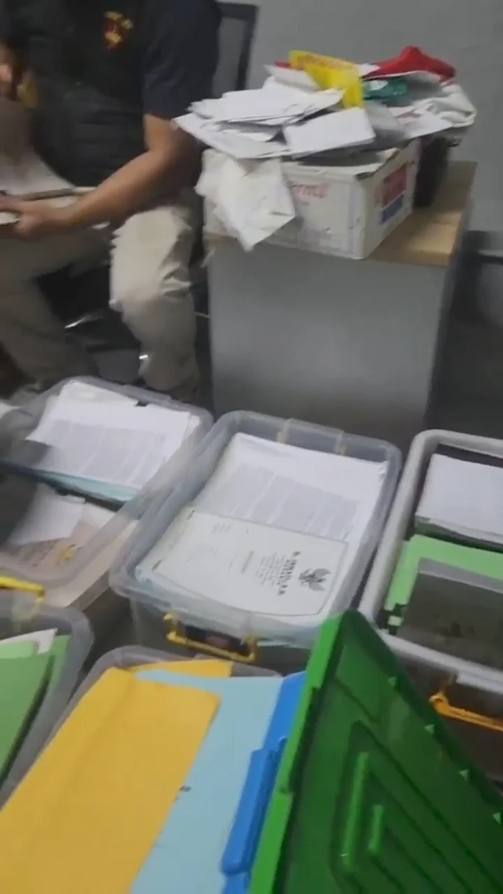 Penampakan dokumen aset milik Zarof di perusahaan bayangan yang disita oleh penyidik Kejagung