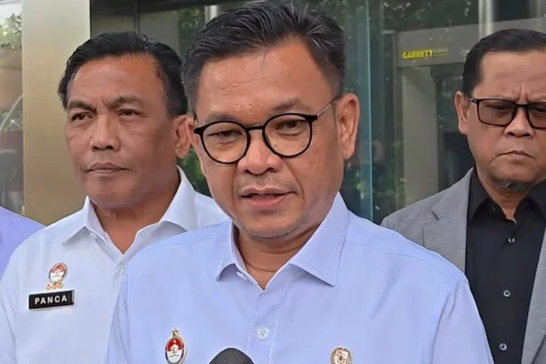 Gubernur Lemhanas, Ace Hasan Syadzily menargetkan perserta Lemhanas komtimen dalam memberantas korupsi setelah lulus.