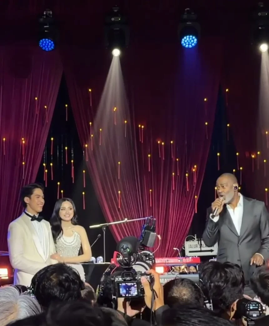 Momen Brian McKnight tampil di pernikahan Syifa Hadju dan El Rumi
