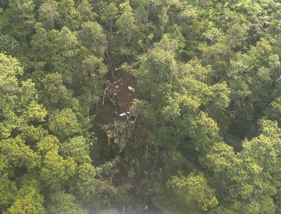 Penampakan lokasi serpihan Helikopter PK-CFX di Kabupaten Sekadau, Kalbar