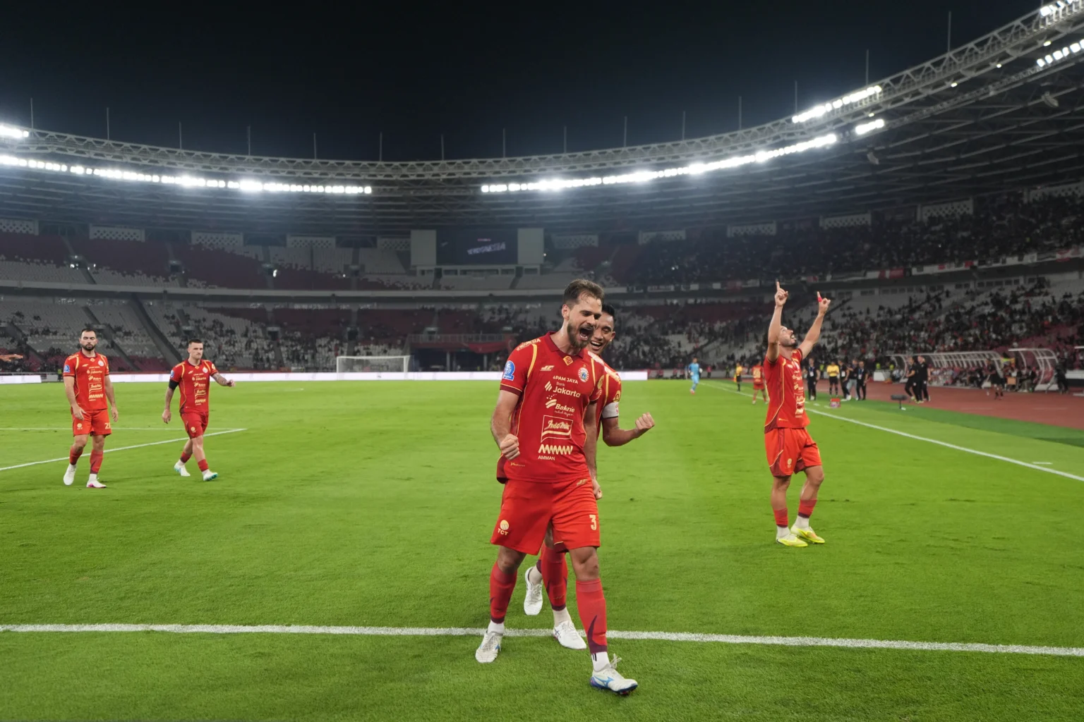 Selebrasi Paulo Ricardo usai mencetak gol ke gawan Persis Solo