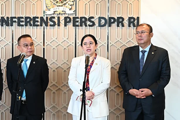 Ketua DPR RI Puan Maharani saat melakukan konfrensi pers