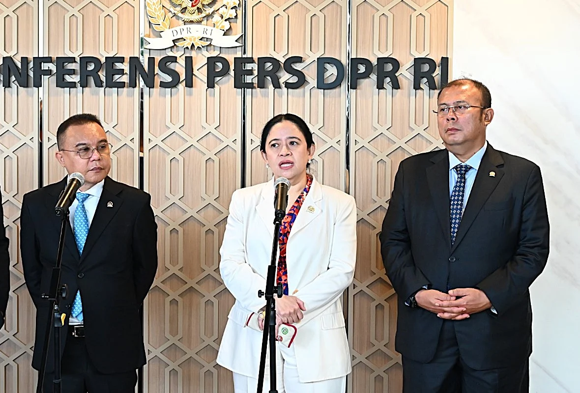 Ketua DPR RI Puan Maharani saat melakukan konfrensi pers