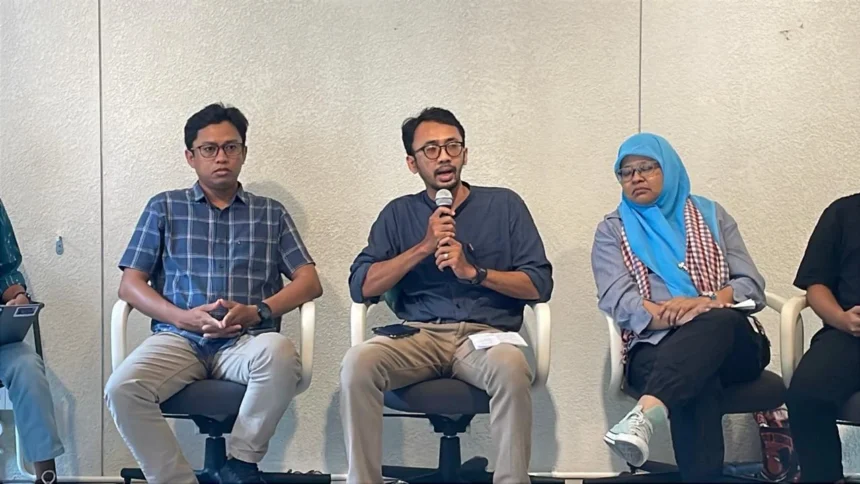 Koalisi Sipil untuk Reformasi Kepolisian menuntut Presiden Prabowo untuk mengumumkan hasil kerja Komisi Reformasi Polri.