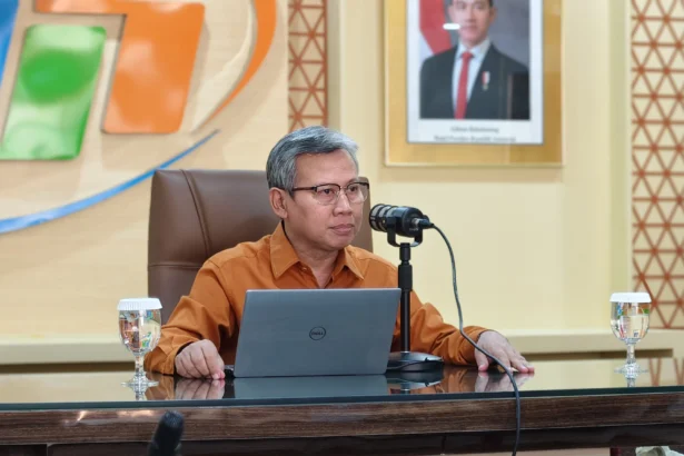 Deputi Bidang Statistik Distribusi dan Jasa Badan Pusat Statistik Ateng Hartono (sumber: owrite/Anisa Aulia)